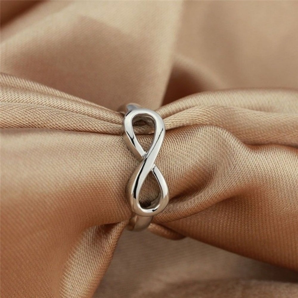 🆕️Silver Infinity Ring - Picture 3 of 4